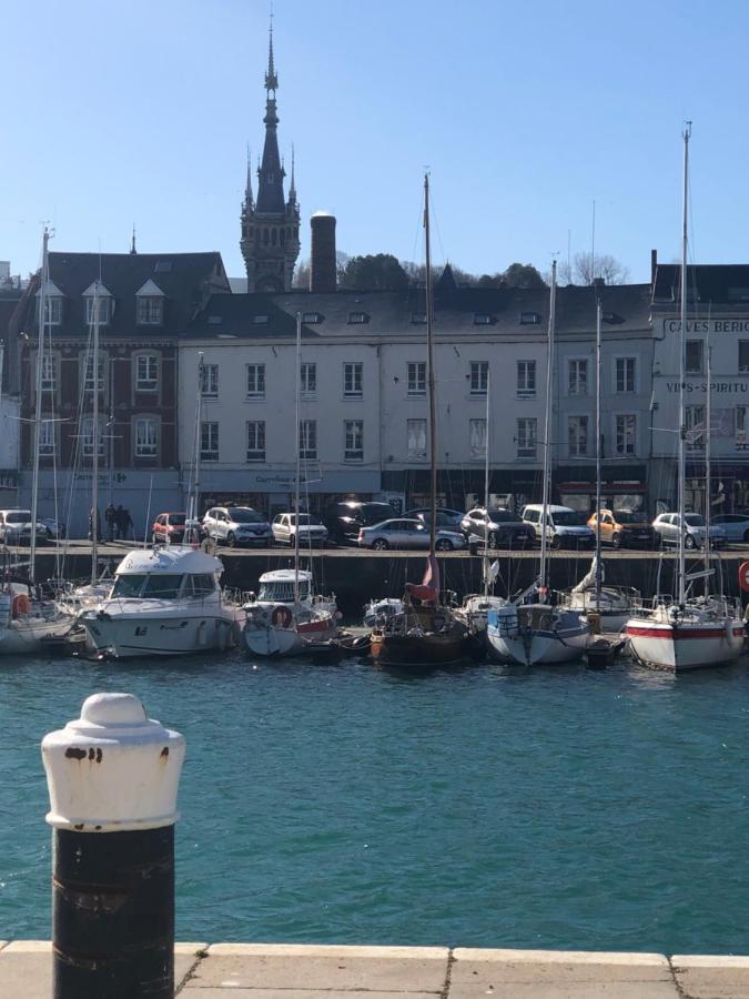 Captain Yoo - Pieds Dans L'Eau - Face Au Port Fécamp Buitenkant foto